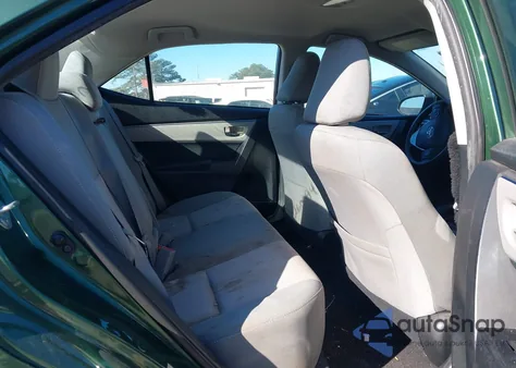 2015 Toyota Corolla Le Plus z USA, uszkodzony, nr VIN 2T1BURHEXFC428433